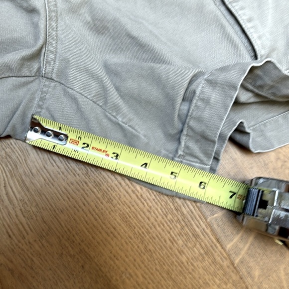 Columbia Men’s Cargo Shorts - Picture 9 of 12